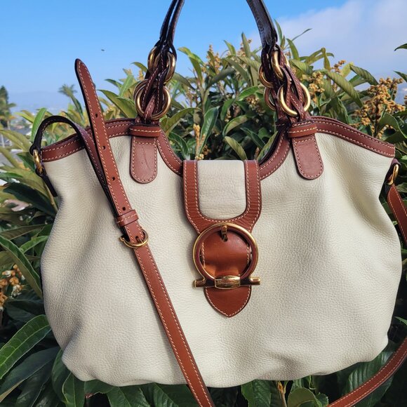 Salvatore Ferragamo Gancini Shoulder Bag Ivory and Brown Leather Gold Hardware - Picture 2 of 15